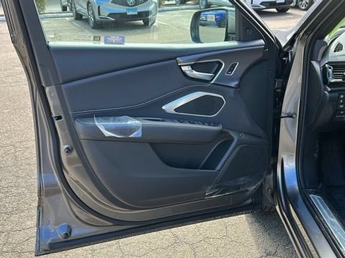 New 2026 Acura RDX SH-AWD image 8