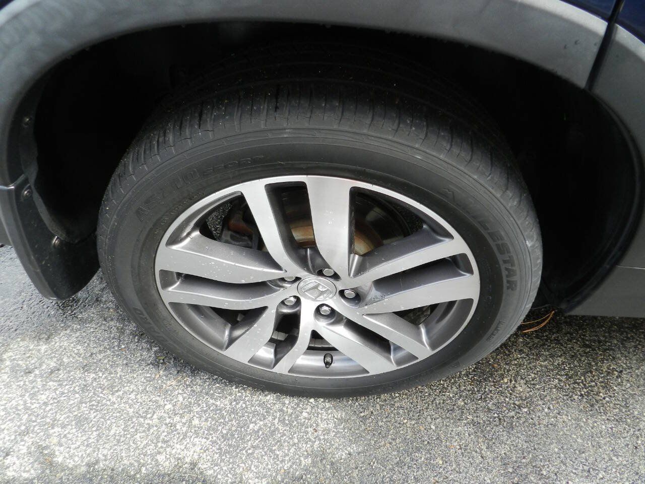 Used 2016 Honda Pilot Touring image 26