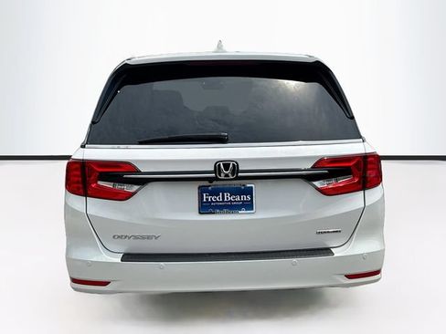 Certified 2024 Honda Odyssey Touring image 7