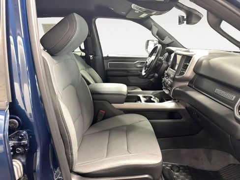Used 2021 RAM 1500 Big Horn AWD/4WD image 4
