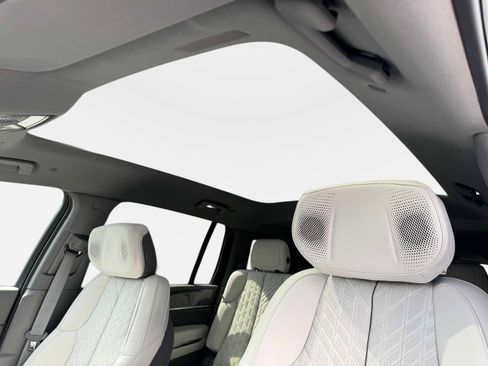 New 2026 Cadillac Escalade IQ Luxury 1 w/ LPO, Floor Liner Package AWD/4WD image 17