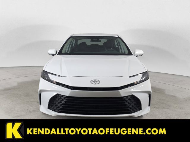 Used 2025 Toyota Camry LE FWD image 2