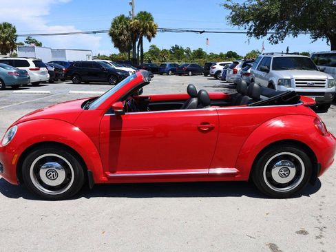 Used 2013 Volkswagen Beetle 2.5 image 11