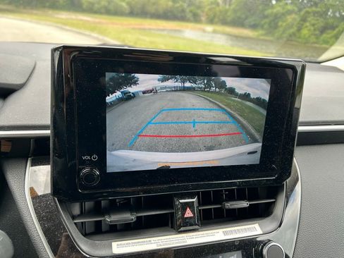 Used 2024 Toyota Corolla LE image 24