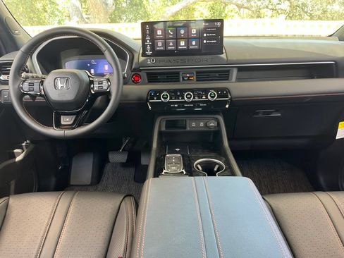 Certified 2026 Honda Passport TrailSport Elite image 16