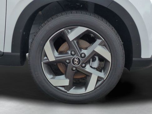 New 2026 Hyundai Venue SEL FWD image 11