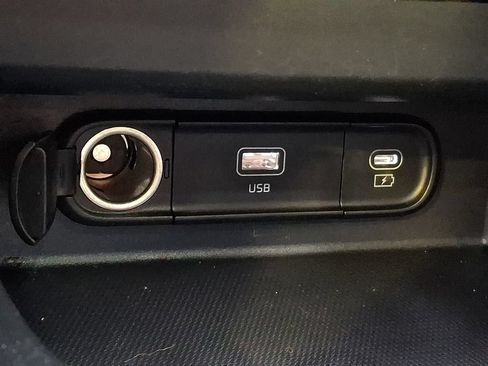 Used 2024 Kia Seltos EX AWD/4WD image 22