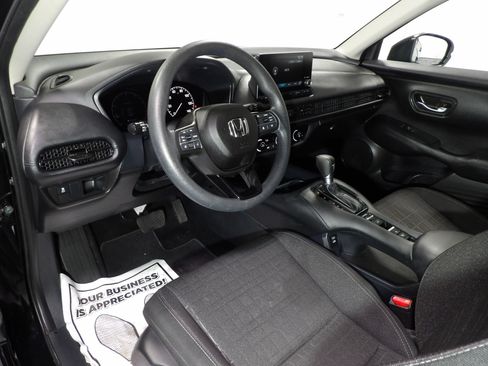 Used 2025 Honda HR-V LX image 10