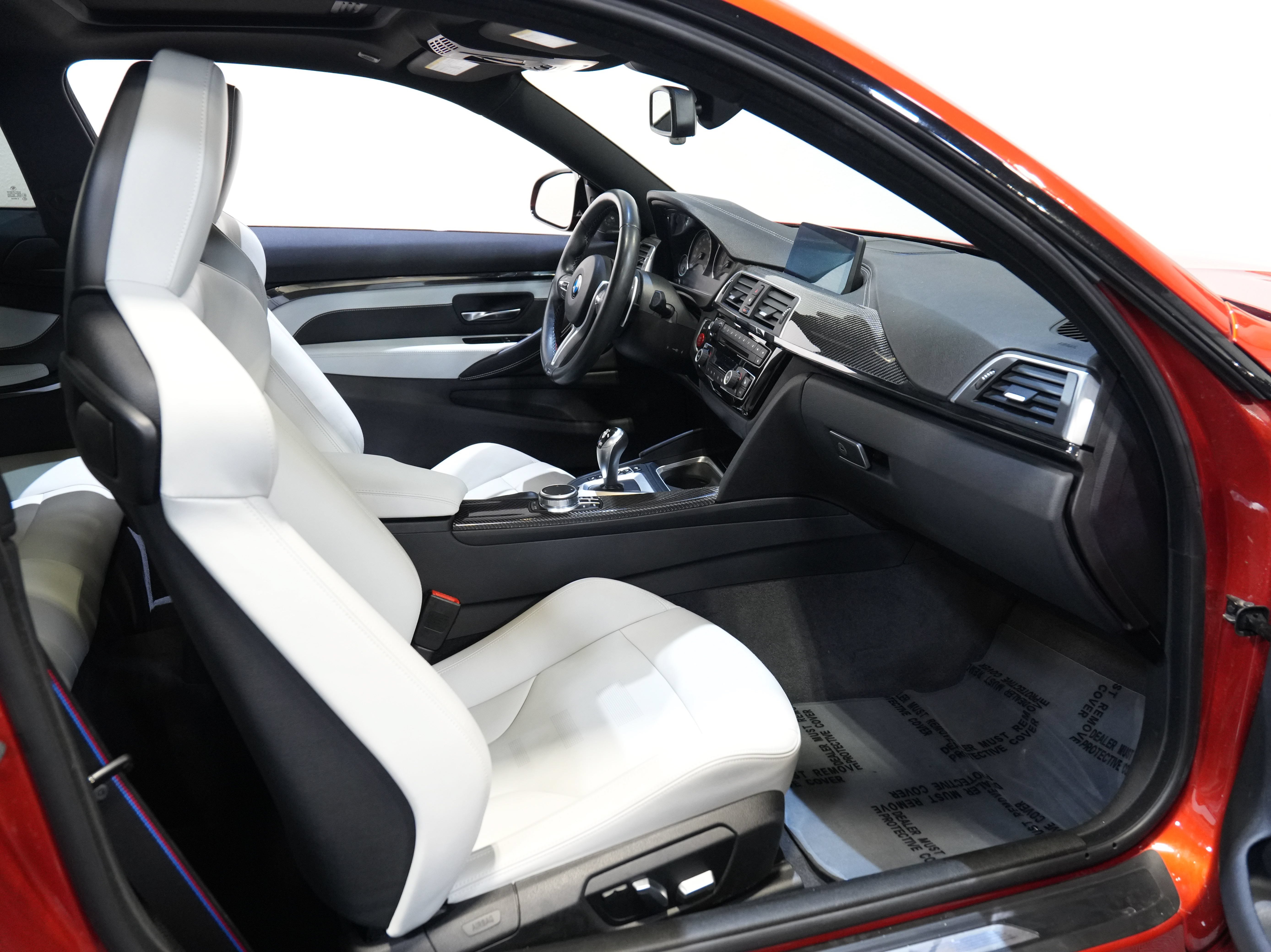 Used 2020 BMW M4 Coupe w/ Competition Package RWD image 31