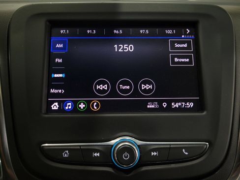 Used 2020 Chevrolet Equinox LT AWD/4WD image 25