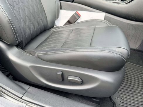 Used 2023 Nissan Maxima Platinum w/ Sport Mat Group image 11
