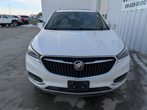 Used 2018 Buick Enclave Premium image 24