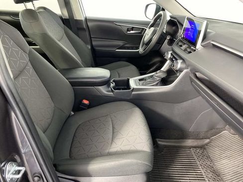 Used 2024 Toyota RAV4 XLE w/ Convenience Package AWD/4WD image 11