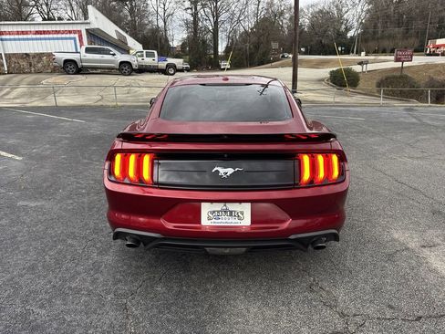 Used 2019 Ford Mustang Coupe image 6