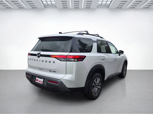 New 2026 Nissan Pathfinder SL AWD/4WD image 4