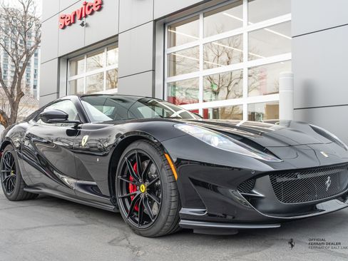 Certified 2023 Ferrari 812 GTS image 9