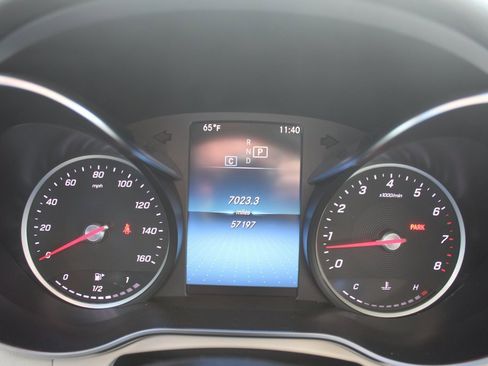 Certified 2021 Mercedes-Benz GLC 300 image 33