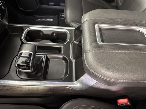 Used 2022 Chevrolet Silverado 1500 LTZ AWD/4WD image 47