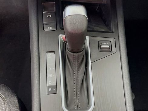 New 2026 Nissan Kicks SV image 12