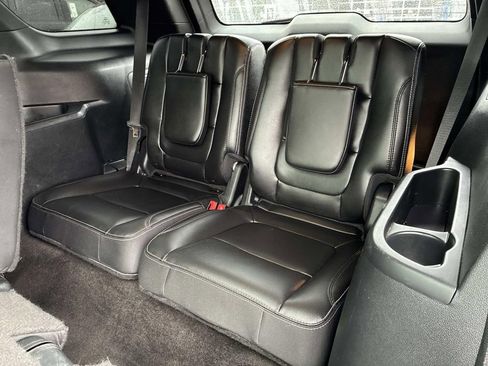 Used 2017 Ford Explorer Limited AWD/4WD image 17