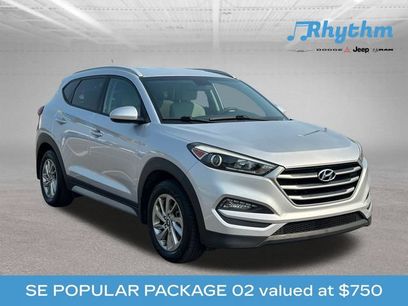 Used 2017 Hyundai Tucson SE w/ SE Popular Package 02