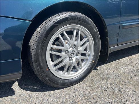 Used 1997 Acura Integra GS FWD image 10