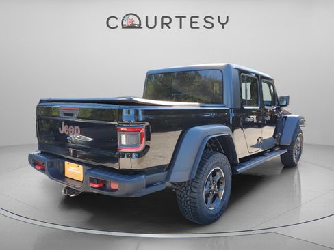 Certified 2022 Jeep Gladiator Rubicon w/ Trailer Tow Package image 3