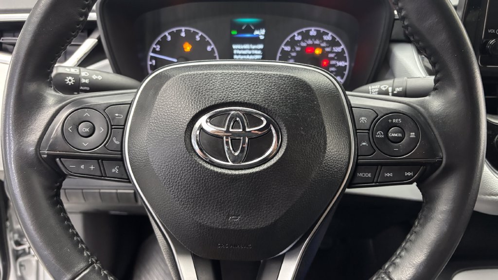 Certified 2025 Toyota Corolla SE FWD image 20