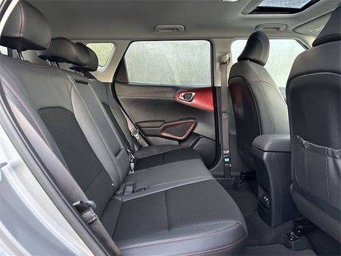Used 2025 Kia Soul GT-Line w/ GT-Line Technology Package image 19