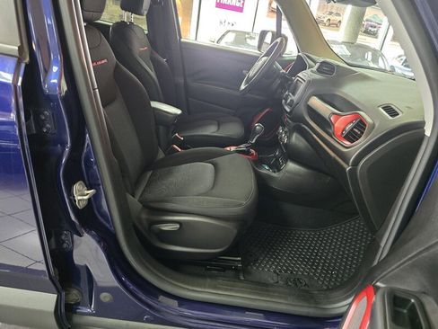 Used 2016 Jeep Renegade Trailhawk image 14