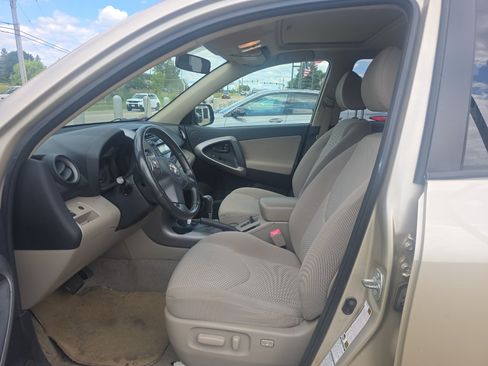 Used 2006 Toyota RAV4 Limited AWD/4WD image 7