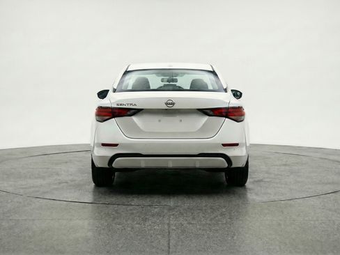 Used 2025 Nissan Sentra SV image 7