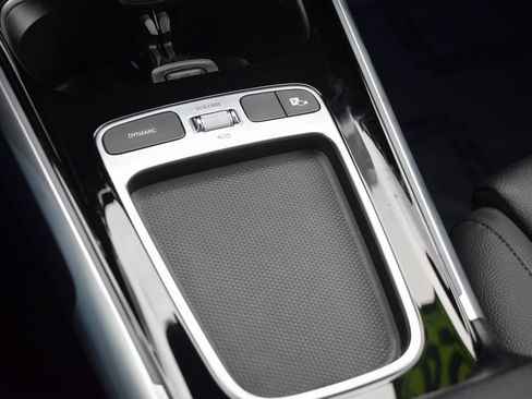 Certified 2024 Mercedes-Benz GLB 250 image 27