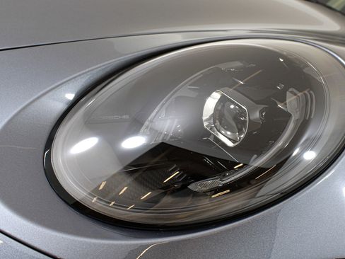 Used 2026 Porsche 911 Carrera GTS RWD image 17