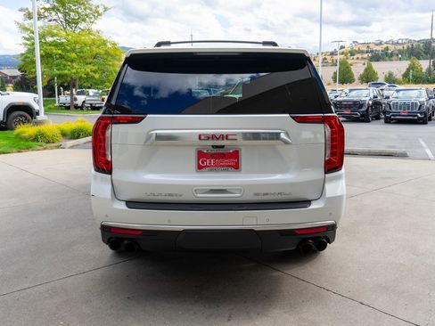 Used 2021 GMC Yukon Denali image 6