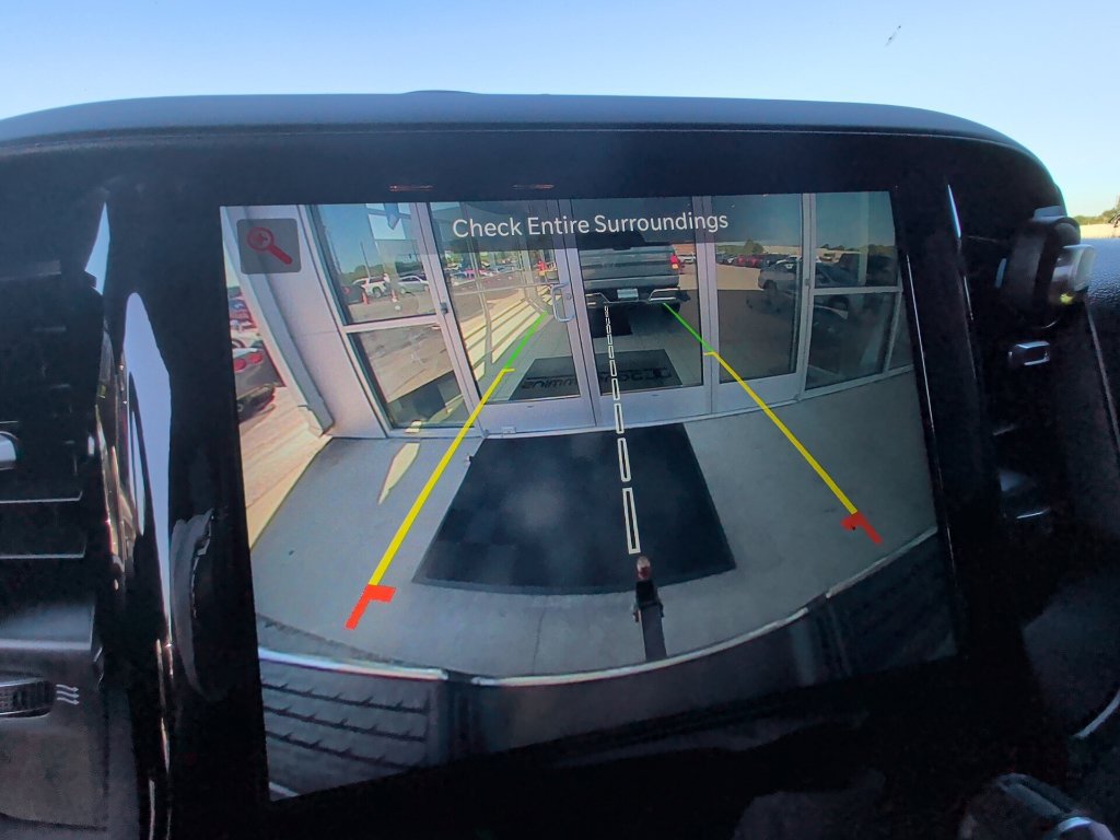 Used 2024 RAM 2500 Tradesman w/ Chrome Appearance Group AWD/4WD image 9