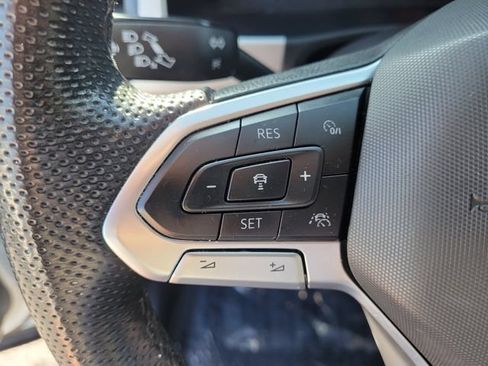 Certified 2023 Volkswagen Atlas SEL R-Line AWD/4WD image 22