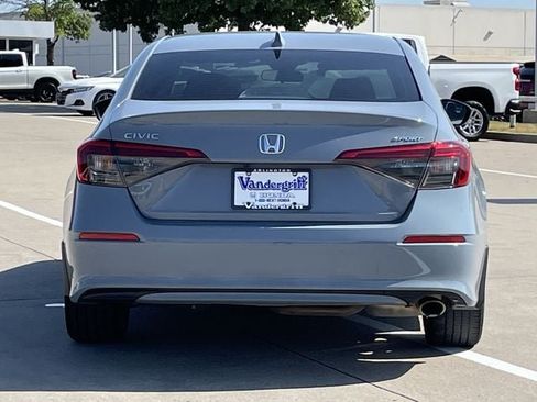 Used 2024 Honda Civic Sport image 5