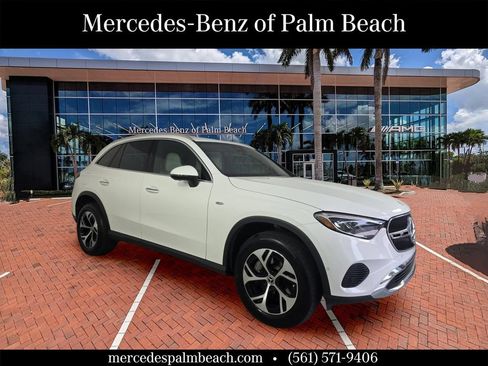 Certified 2025 Mercedes-Benz GLC 350e 4MATIC image 1