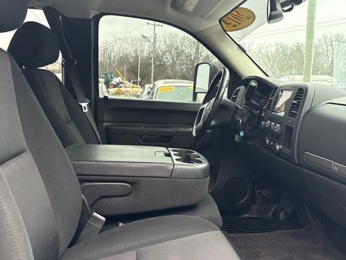 Used 2012 Chevrolet Silverado 2500 LT w/ Suspension Package, Off-Road image 11