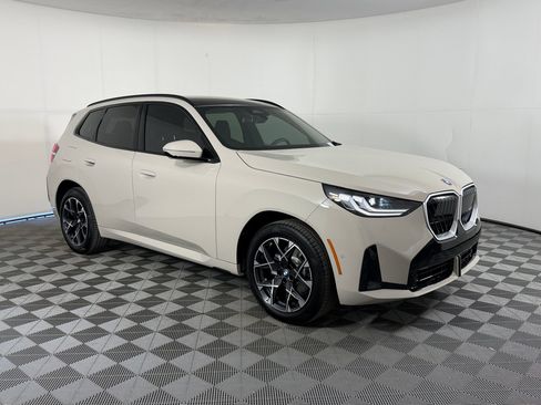Used 2026 BMW X3 xDrive30i w/ M Sport Package AWD/4WD image 7