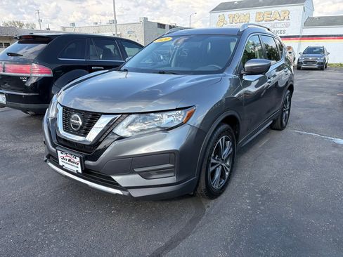 Used 2020 Nissan Rogue SV w/ Premium Package image 6
