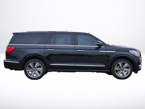 Used 2019 Lincoln Navigator L Reserve image 5