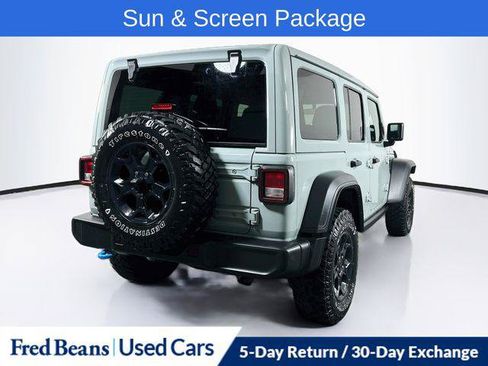 Certified 2023 Jeep Wrangler Unlimited w/ Sun & Screen Package AWD/4WD image 10