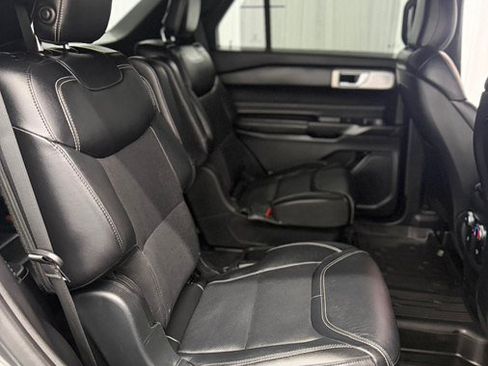 Used 2020 Ford Explorer ST w/ Premium Technology Package AWD/4WD image 24