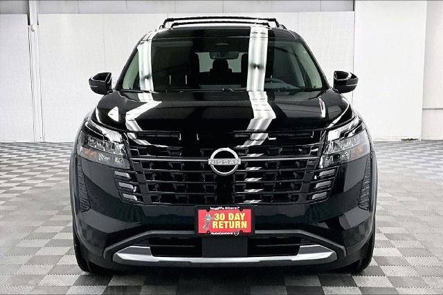 New 2026 Nissan Pathfinder Platinum w/ Cargo Package AWD/4WD image 16