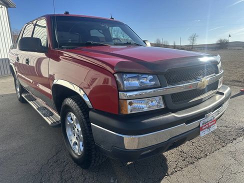 Used 2004 Chevrolet Avalanche Z71 w/ Preferred Equipment Group image 8