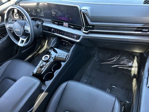 Certified 2023 Kia Sportage EX w/ EX Premium Package image 12