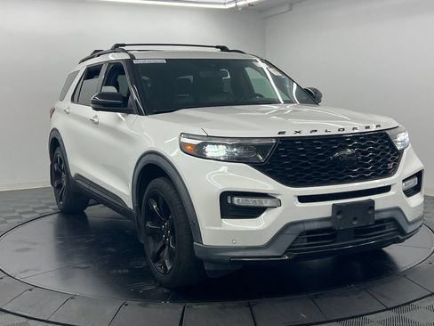 Used 2021 Ford Explorer ST w/ Equipment Group 401A AWD/4WD image 3