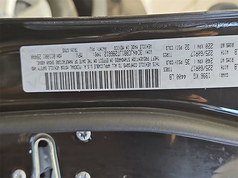 Used 2018 Jeep Compass Latitude image 36